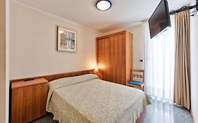 Hotel Flora